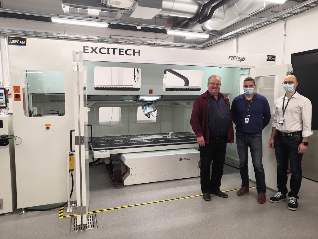 5-akselinen Excitech E8-1224D Turku AMK:n